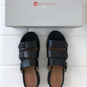 Clarks UnStructured Sandals Size 10 Brand New Box.